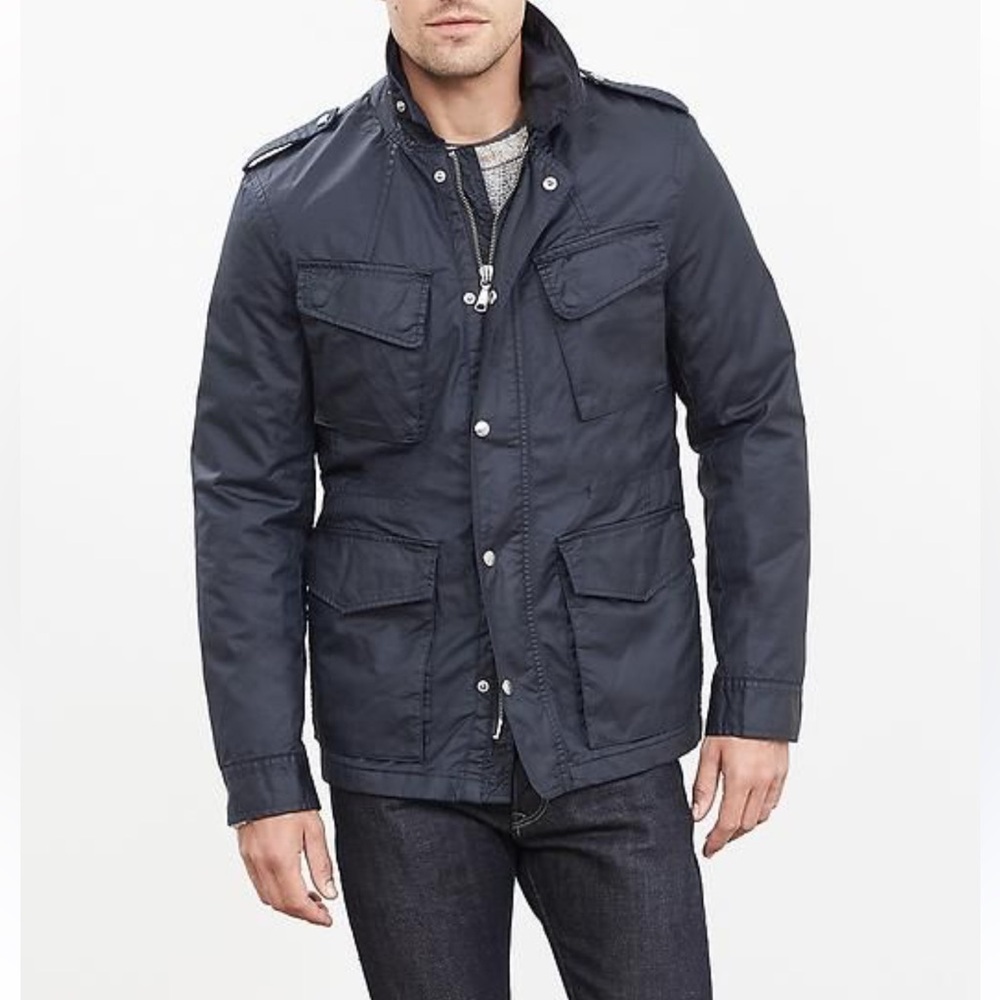 Banana Republic men’s XS all weather jacket in Navy Blue